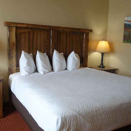 Glacier International Lodge كاليسبيل، مونتانا المظهر الخارجي الصورة