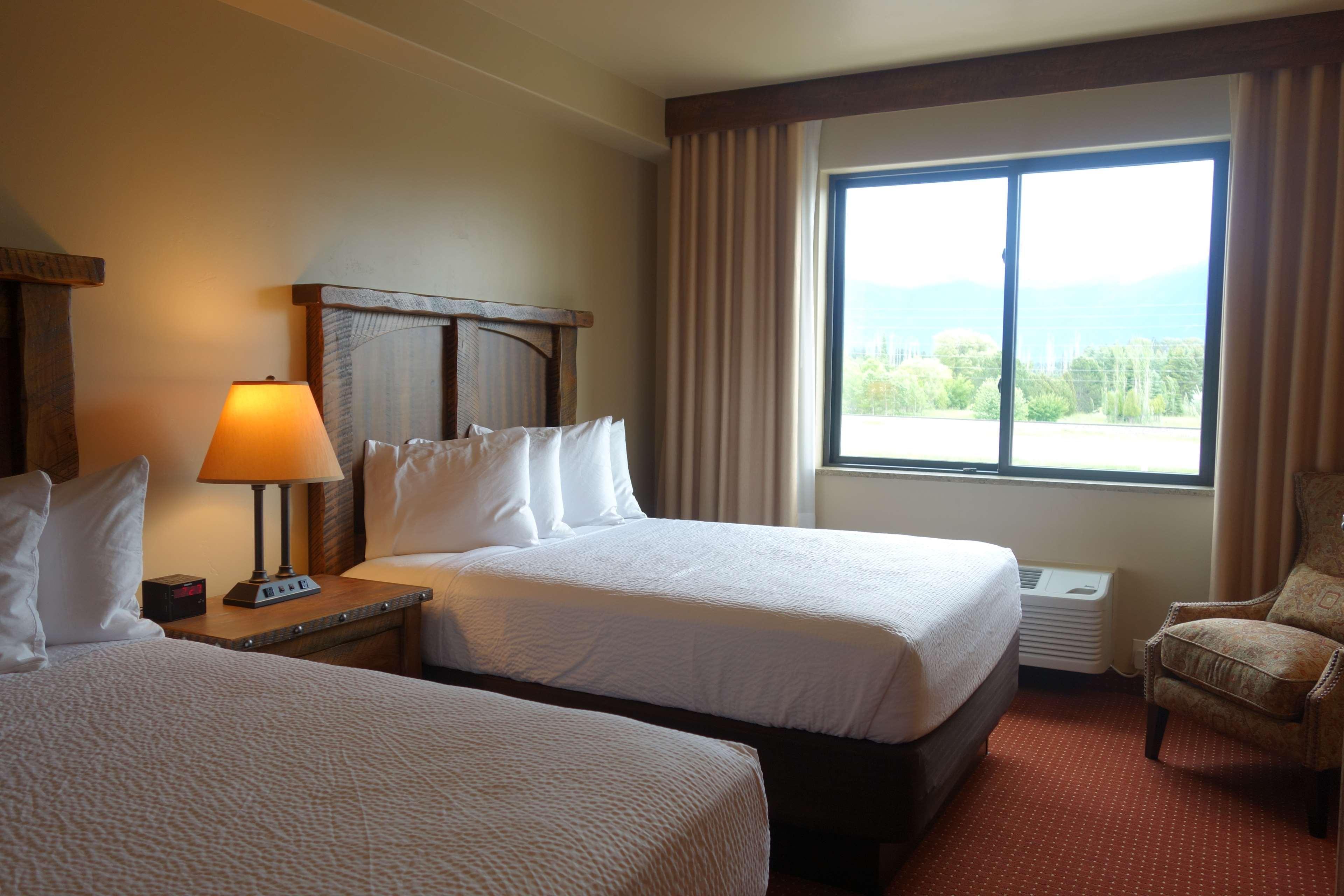 Glacier International Lodge كاليسبيل، مونتانا المظهر الخارجي الصورة