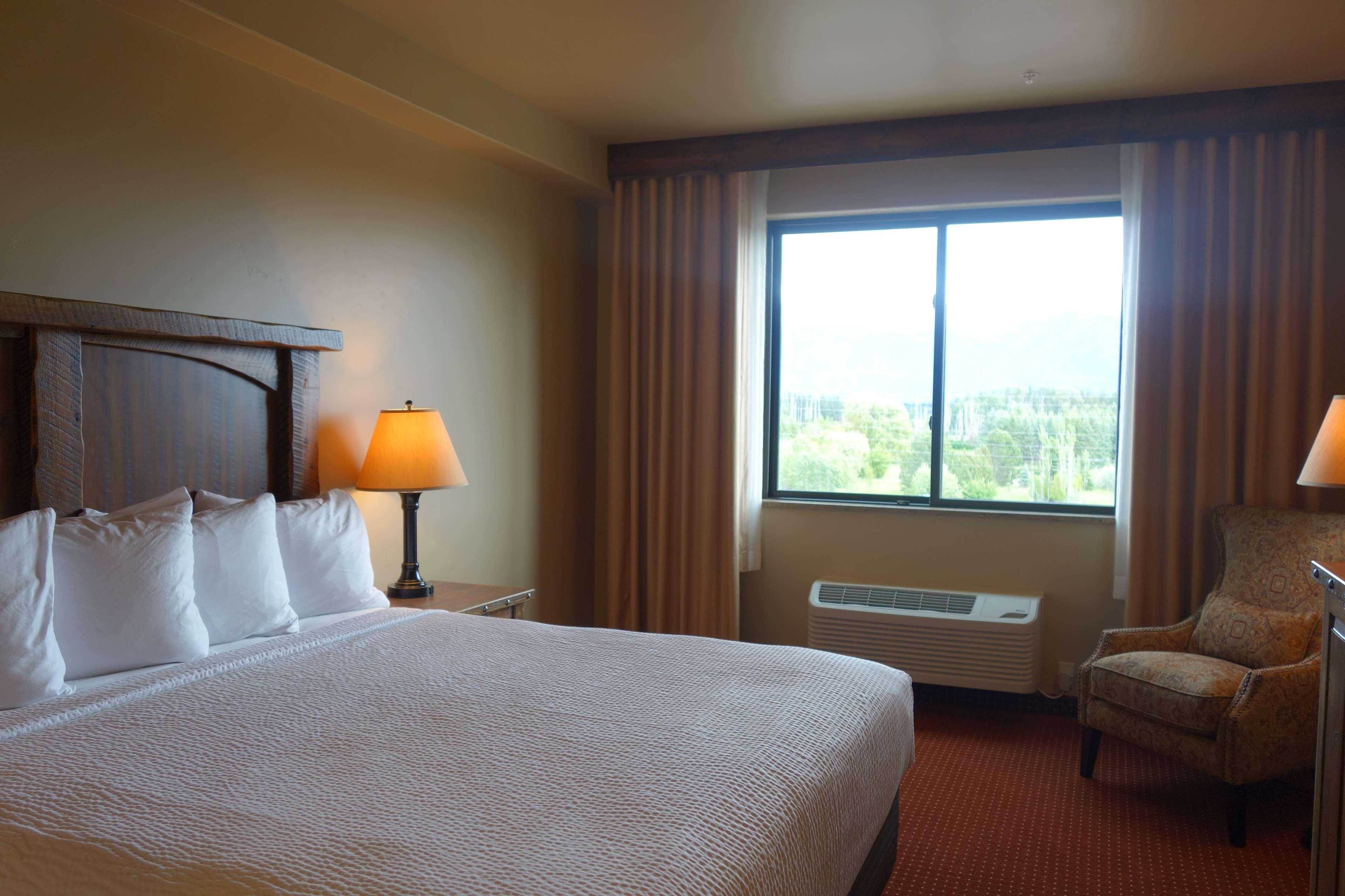 Glacier International Lodge كاليسبيل، مونتانا المظهر الخارجي الصورة