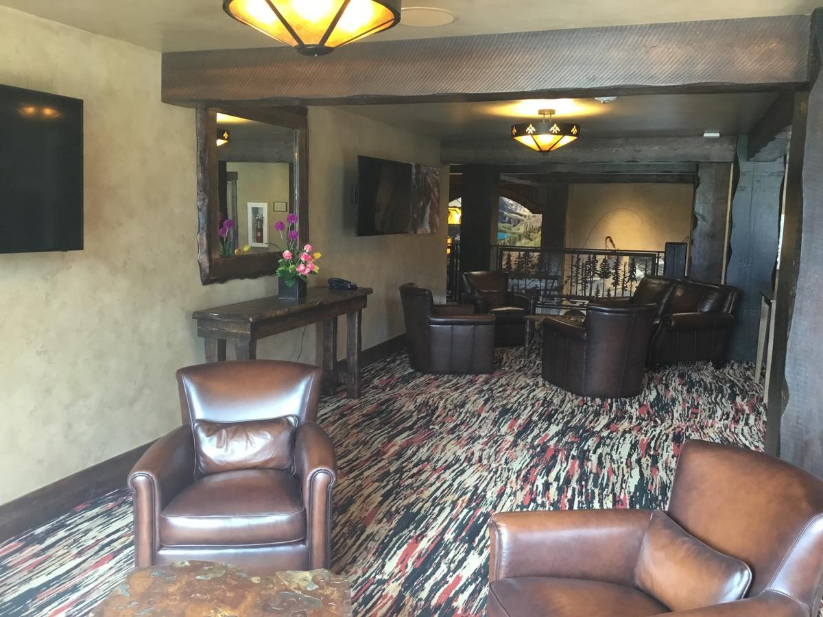 Glacier International Lodge كاليسبيل، مونتانا المظهر الخارجي الصورة