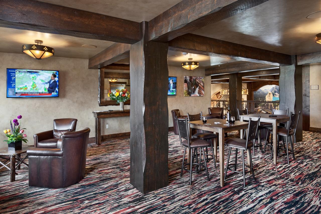 Glacier International Lodge كاليسبيل، مونتانا المظهر الخارجي الصورة