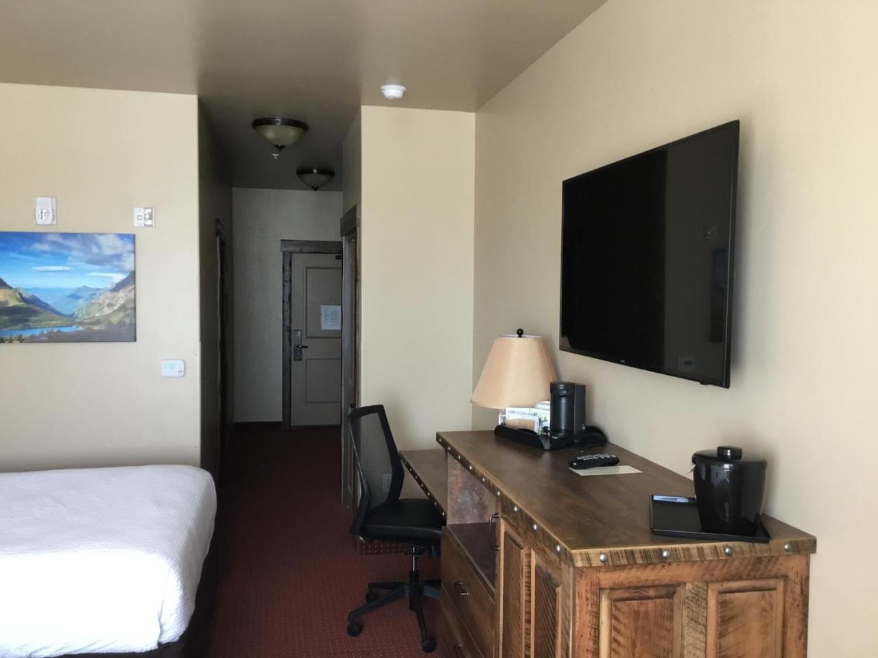 Glacier International Lodge كاليسبيل، مونتانا المظهر الخارجي الصورة